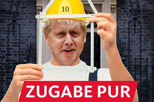 Satirische Fotomontage: Boris Johnson steht mit Blaumann und Schutzhelm vor der Downing Street Nr. 10 (Quelle: WDR)
